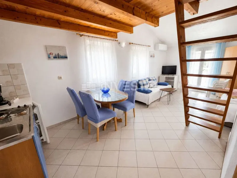 Medolino, monolocale con soppalco, terrazza, parcheggio, vicino al mare e al centro – 3