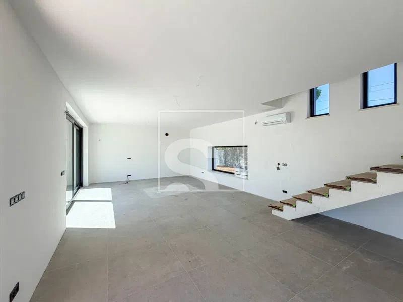 Villa with sea view, 4 bedrooms and infinity pool, Poreč – 3