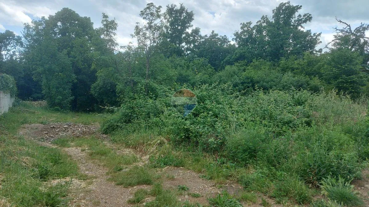 Viškovo, centar - građevinsko zemljište