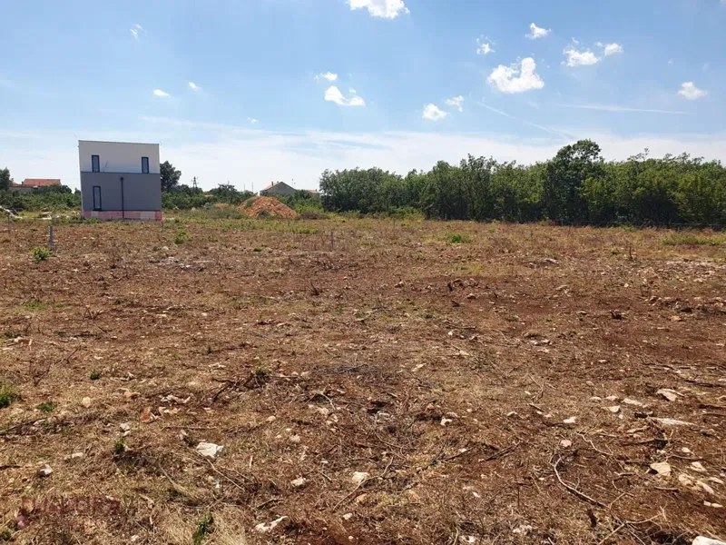 ZADAR - DEBELJAK, GRAĐ.ZEMLJIŠTE 730 M2, PRODAJA, LOKACIJA!!!