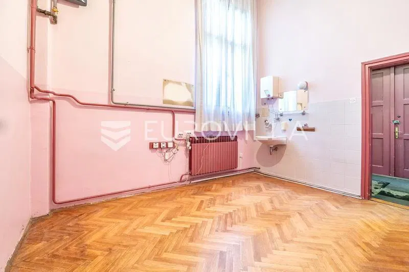 Zagreb, Donji Grad, commercial space 57 m² on the ground floor of a courtyard building – 2