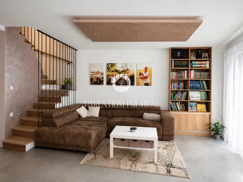 Novigrad – Modern End-Terrace House with Rooftop Terrace and Garden, 500 m from the Sea – 3