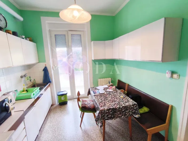 MIHAČEVA DRAGA – AMPIO APPARTAMENTO CON 3 CAMERE DA LETTO, SOGGIORNO E DUE BALCONI – 3