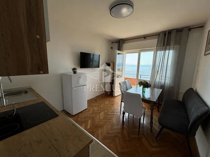 APARTMENT FOR LONG-TERM RENT, 200 M FROM THE SEA, PARKING – 2