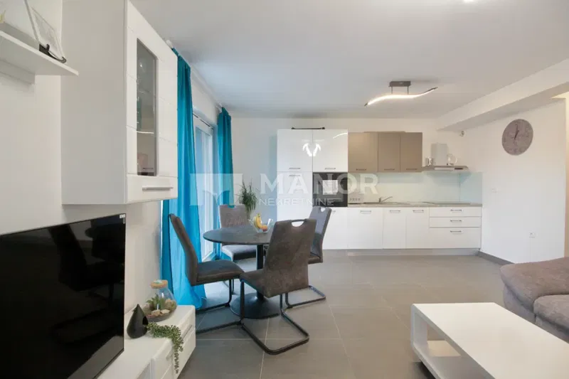 Lakás Drenova, Rijeka, 60m2 – 2