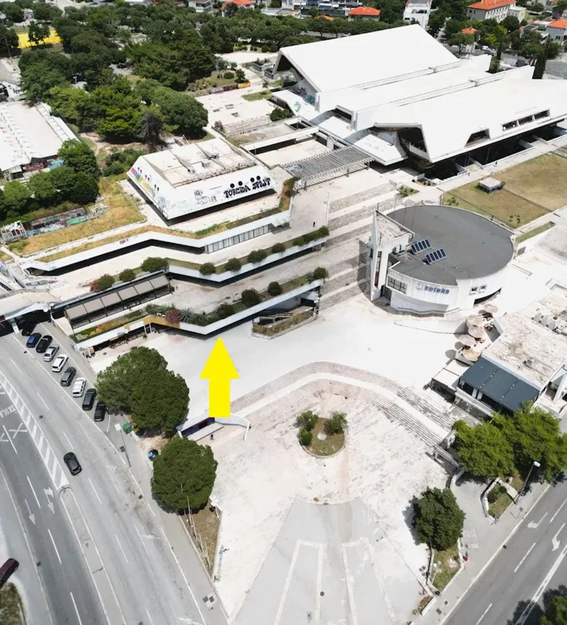 Split, Koteks - poslovni prostor 240 m2 za dugoročni najam