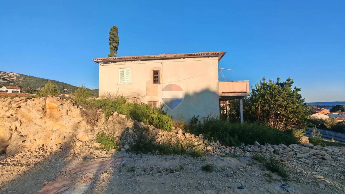 Rab, Banjol - kuća za adaptaciju sa pogledom na more