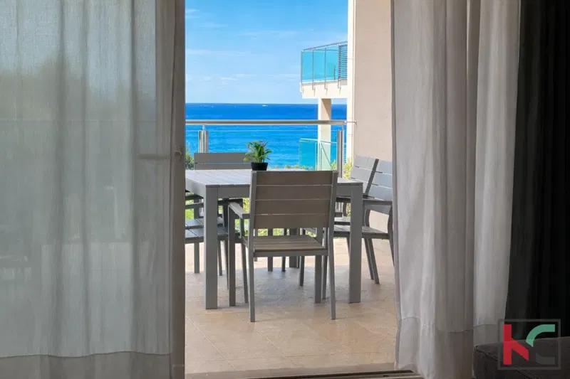 Istria, Peroj, #vendita spazioso appartamento trilocale con ampio terrazzo e vista mare – 2