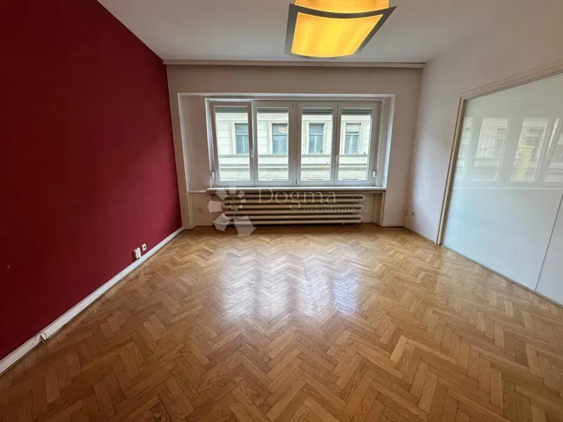 Lakás Donji grad, Donji Grad, 100m2 – 3