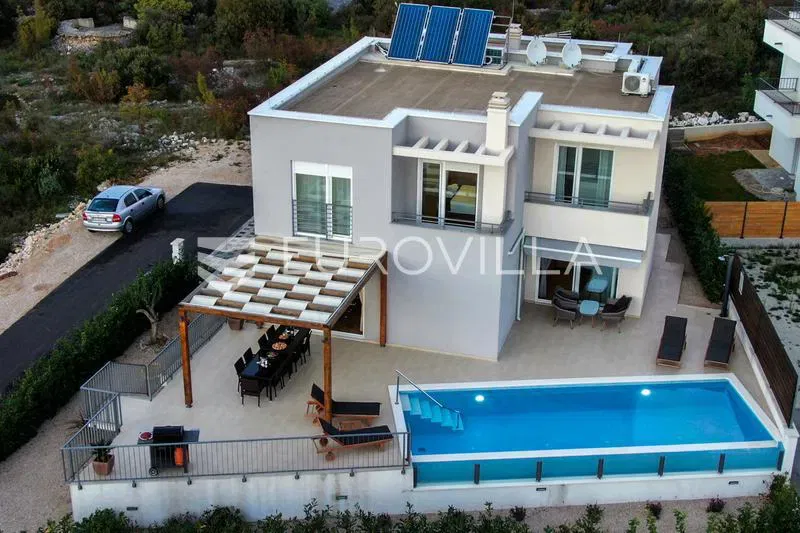Casa Brodarica – 3