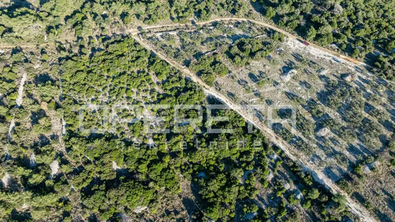 Povlja, Povlja, 2,850.00 m2, 28,500.00 EUR – 3