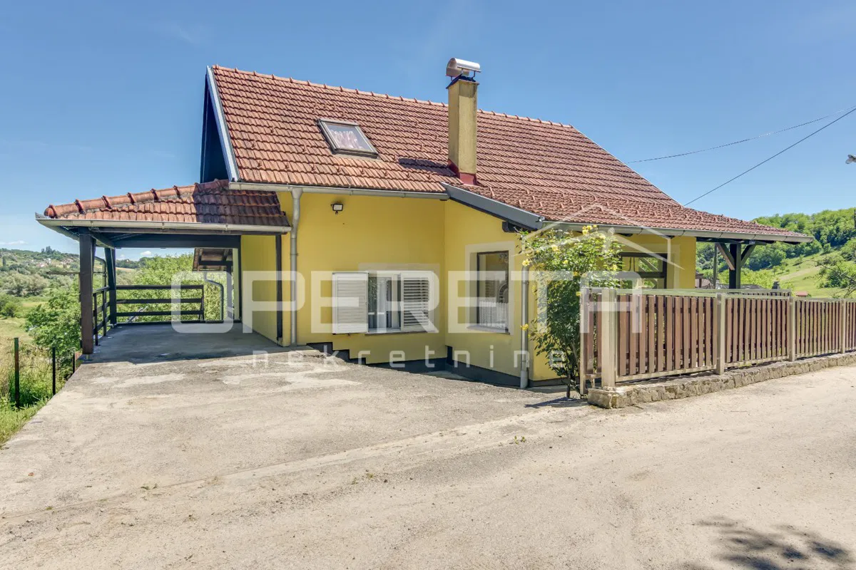 PRODAJA, KUĆA ZA ODMOR  OD 103 m2 + AUTOHTONA HRASTOVA KUĆA NA PARCELI OD 694 m2, ZAGORJE, PUSTODOL ZAČRETSKI