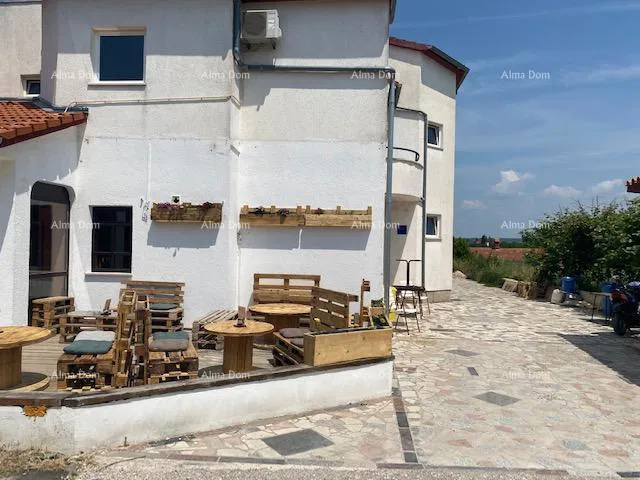 Cafe-bar (restoran) blizina Fažane. Štinjan.