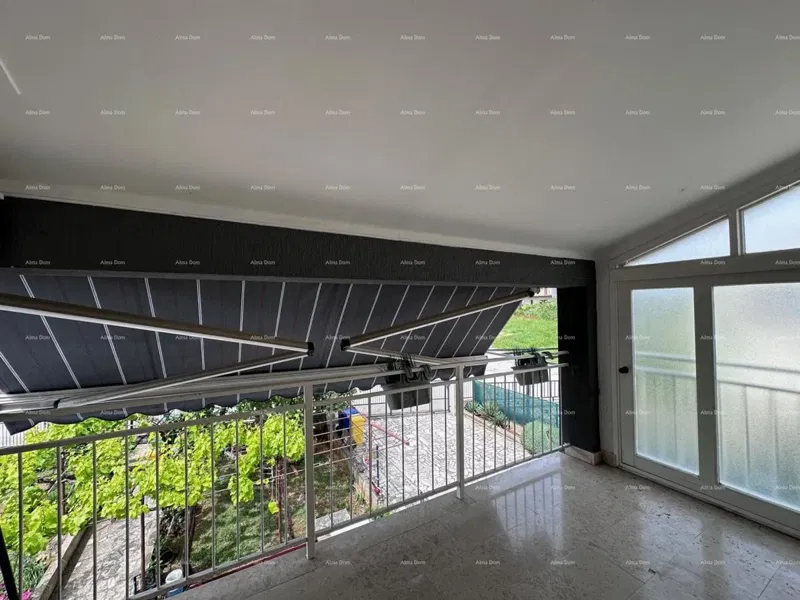 We are selling an apartment in a quiet location. Busoler. – 3