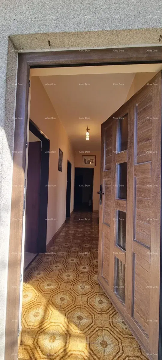 Casa nel centro di Marčana con 2 appartamenti, cantina e laboratorio – 2