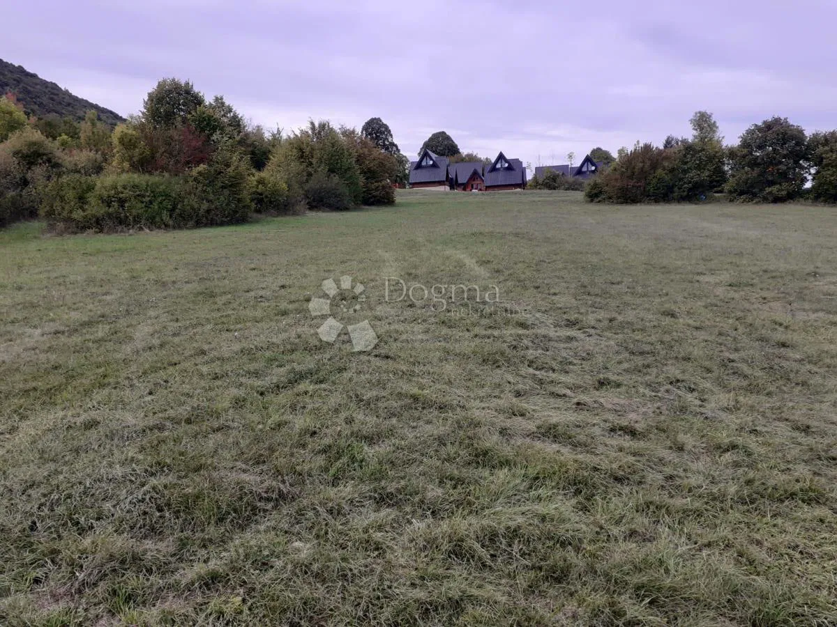 Teren budowlany Korenica, Plitvička Jezera, 6.100m2