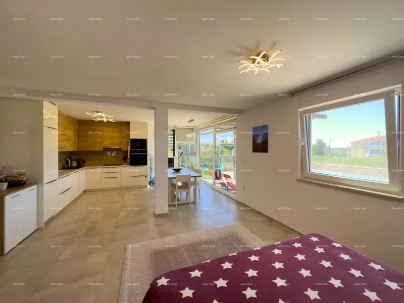 We are selling an apartment on the ground floor with its own pool. Medulin Vrčevan – 3