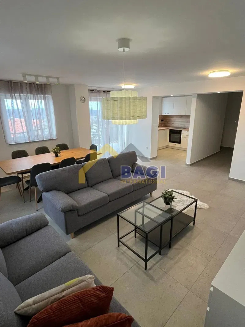 Appartamento Kukuljanovo, Bakar, 160m2