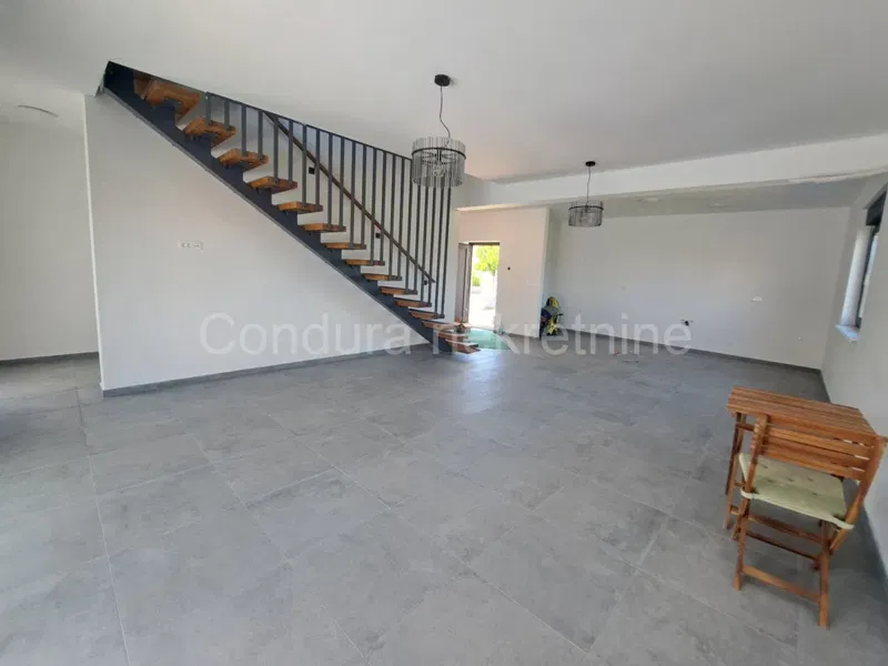 GRBE (Nin) – new, modern house with a swimming pool and roof terrace – 2