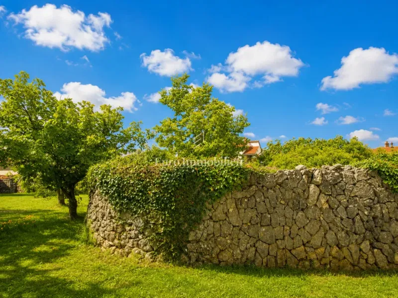 Casa familiare con garage in ottima posizione a Malinska – 3