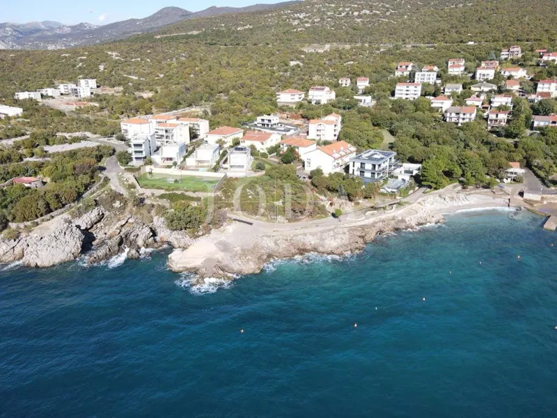 Smokvica Krmpotska građevinsko zemljište 40m od mora