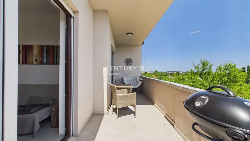 MEDULIN – PREMANTURA, APPARTAMENTO SOLEGGIATO CON VISTA SUL MARE E SUL VERDE, PISCINA A DISPOSIZIONE – 3