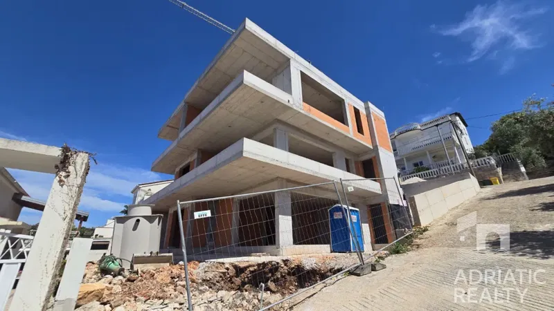 Tisno, exclusive apartment S1 with garden and terrace, 30 m from the sea – 2