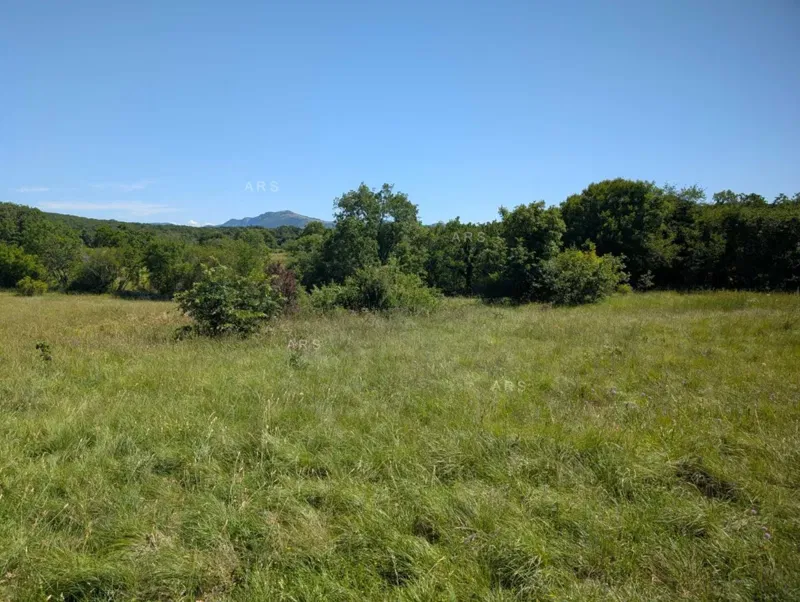 PARCELA NA TOP LOKACIJI U LABINU