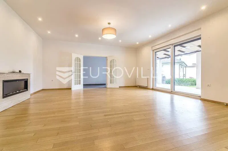 Zagreb, Šestine NEW family villa 400 m² for rent – 3