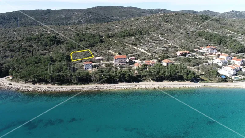 Građevinsko zemljište, pogled na more, 70m do mora,1343 m2,Kali,Ugljan