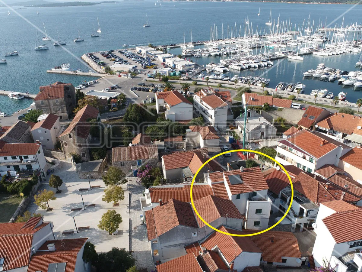 Apartmanski objekt u centru grada, 224 m2,  Biograd na moru