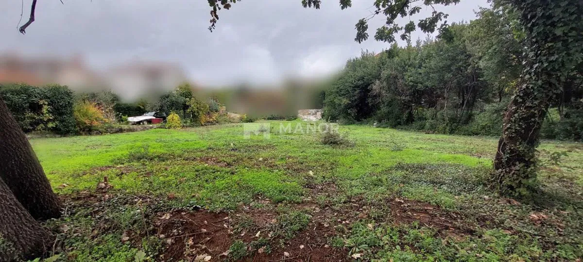 RIJEKA, ZAMET - Prilika za investitore: građevinsko zemljište 2200 m² s potencijalom
