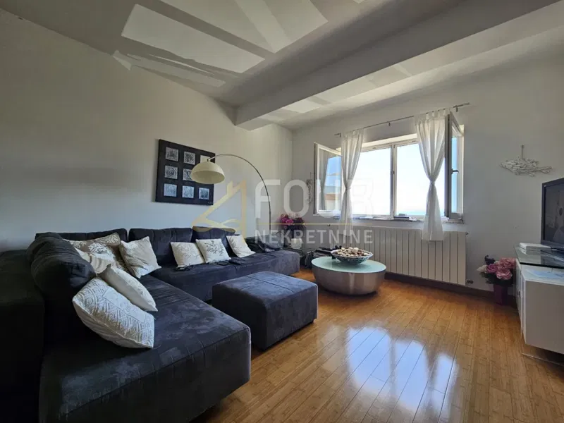 Flat Ičići, Opatija - Okolica, 91,82m2 – 2