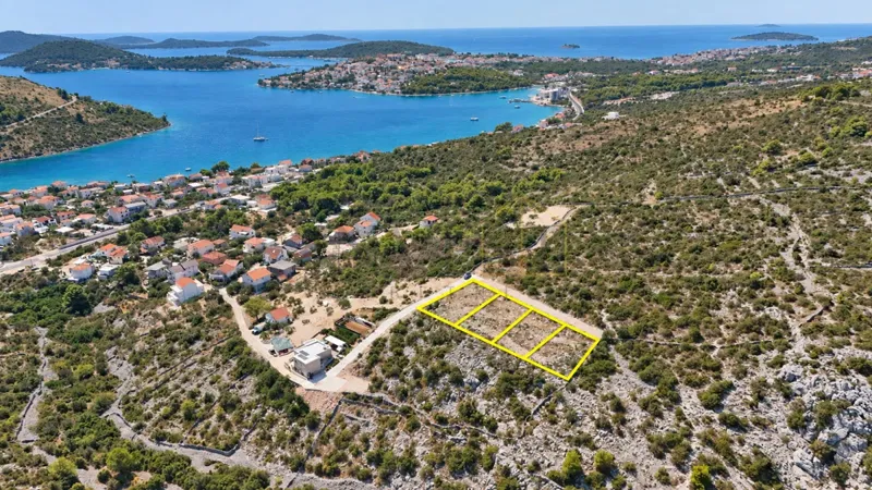 ROGOZNICA – LAND WITH SEA VIEW, 510 m² Z4 – 2