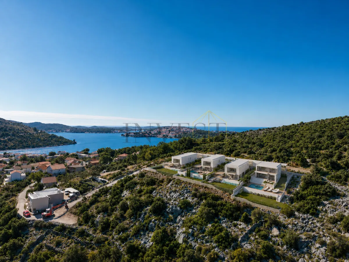 ROGOZNICA – ZEMLJIŠTE S POGLEDOM NA MORE, 510 m² Z4