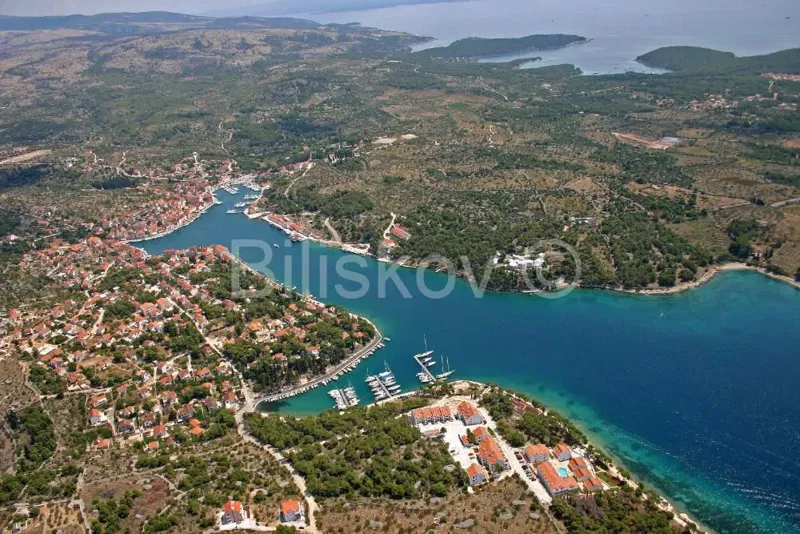Brač, Milna, zu verkaufen: 3794 m² landwirtschaftliche Nutzfläche