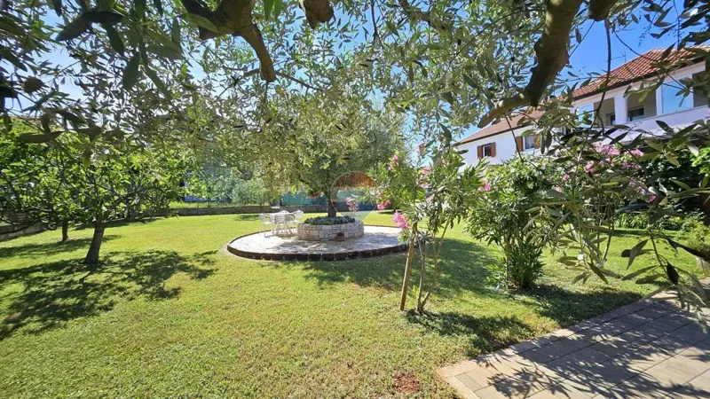 Istra, Umag okolica- kuća i pansion