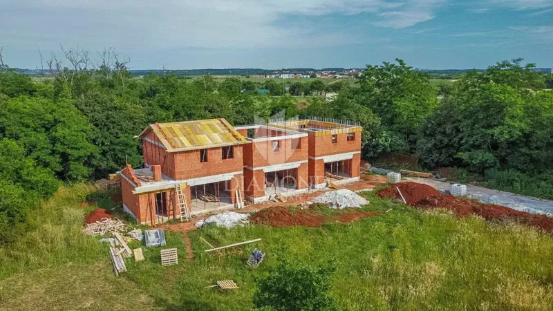 Umag, OPPORTUNITÀ - nuova casa a schiera di 111 m2 ai margini della città – 3
