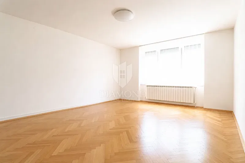 Appartamento Donji grad, Donji Grad, 71,30m2 – 2