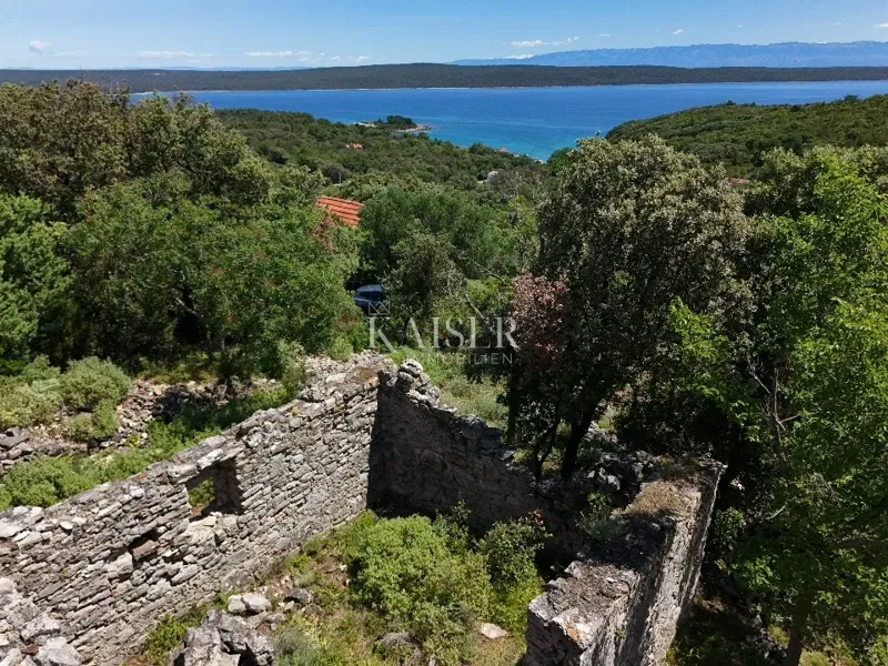 Kamena ruševina s pogledom na more – Sveti Jakov, Mali Lošinj