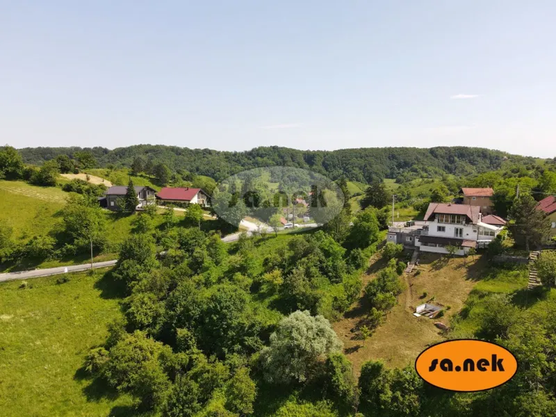 Zemljište s  građevinskom dozvolom u okolici Samobora