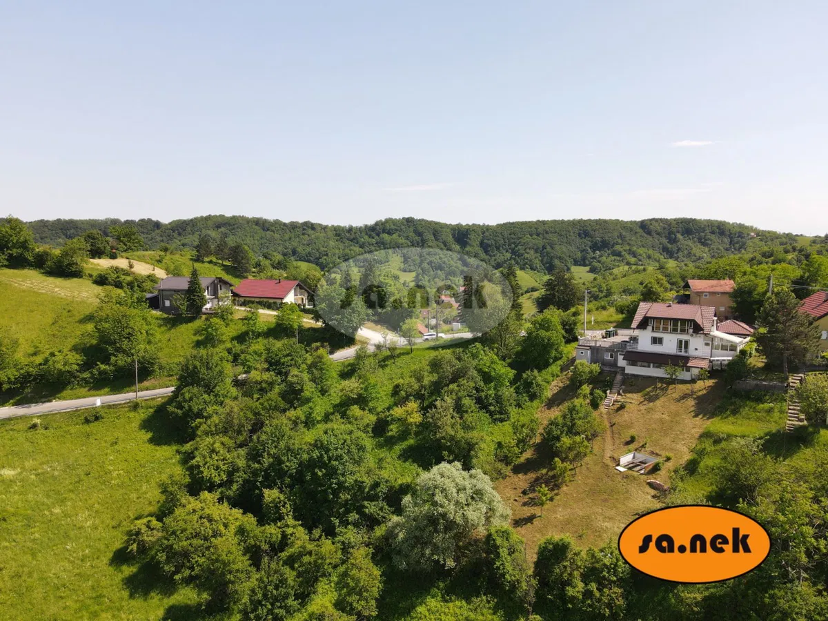 Zemljište s  građevinskom dozvolom u okolici Samobora