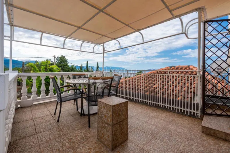Dom Novi Vinodolski, 360m2 – 2