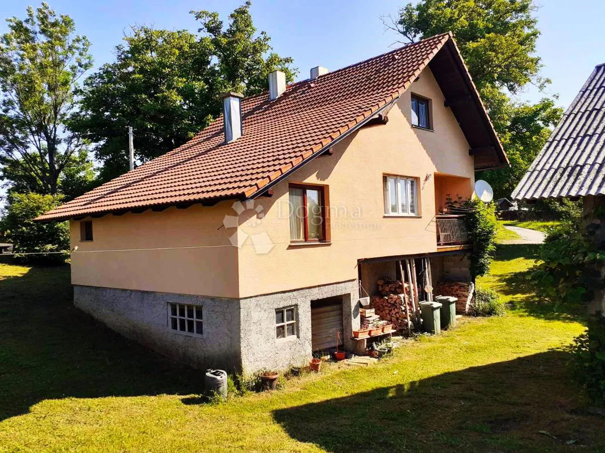Haus Gomirje, Vrbovsko, 2.368m2