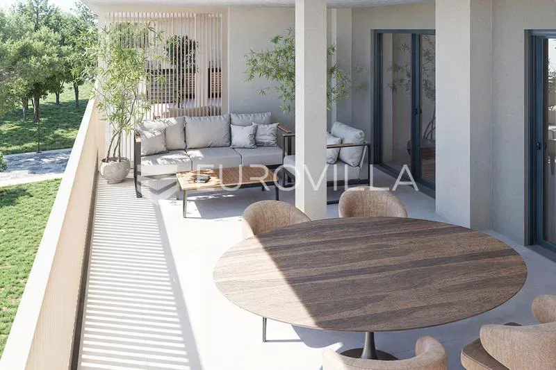 Istria, Umag, luxury two-bedroom ground-floor apartment with a spacious 329 m² garden, S003 – 2