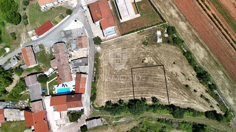 Žminj e dintorni, terreno edificabile di forma regolare – 3