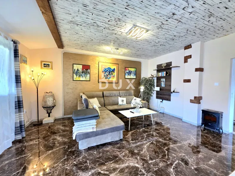ISZTRIA, FAŽANA - 2 hálószobás+nappali családi apartman tengerre néző kilátással, mindössze 250 méterre a strandtól – 2