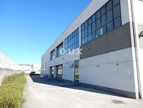 DUGOPOLJE - Reprezentacyjne centrum produkcyjno-handlowe o powierzchni 3559 m² + 2876 m² powierzchni manipulacyjnej, NAJLEPSZA LOKALIZACJA! – 3