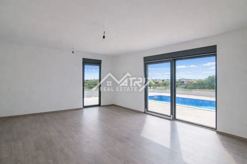 Marčana, one storey house with pool in an isolated location – 2