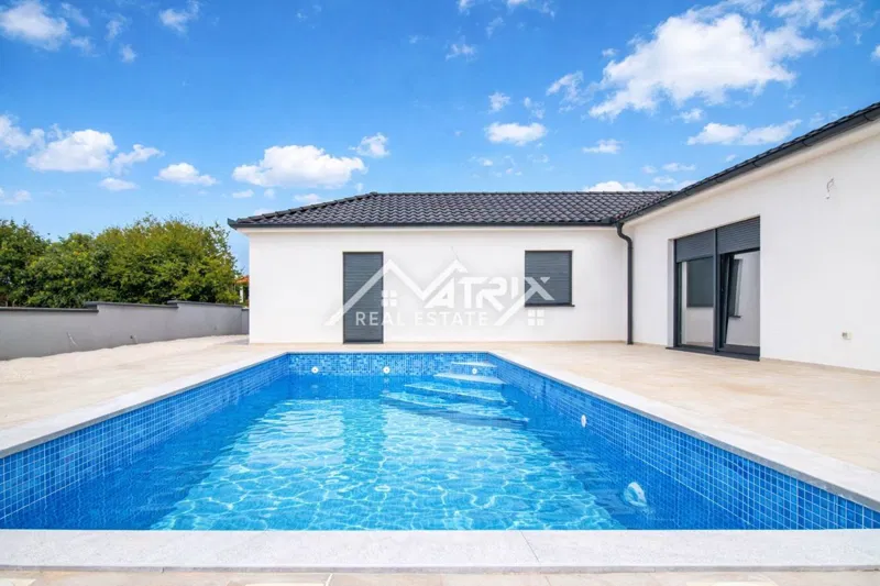 Marčana, one storey house with pool in an isolated location – 3